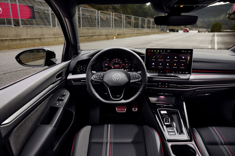 Volkswagen Golf GTI EDITION 50